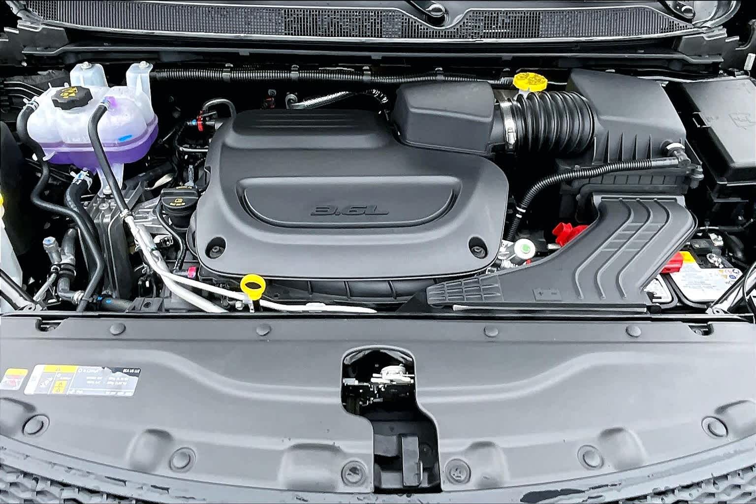 Thumbnail: 2025 Chrysler Voyager - 7