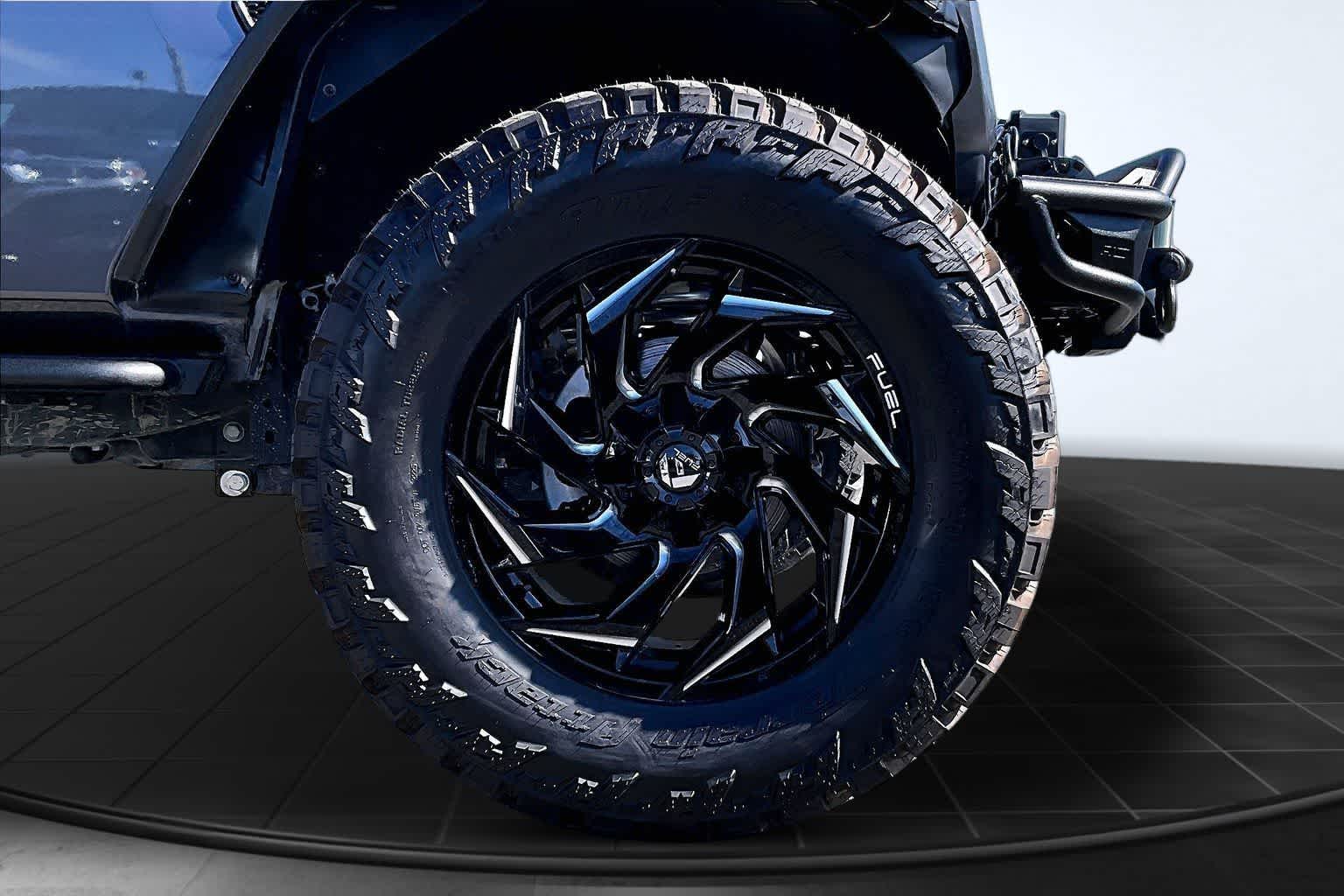 Thumbnail: 2025 Jeep Wrangler - 33
