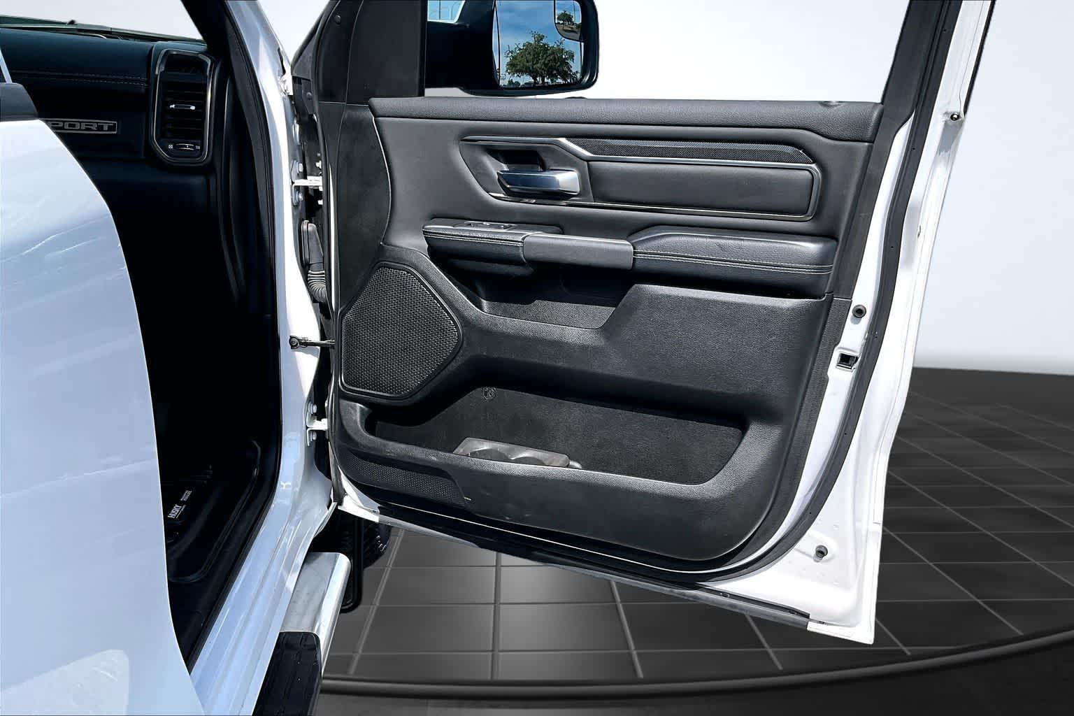 Thumbnail: 2019 RAM 1500 - 29