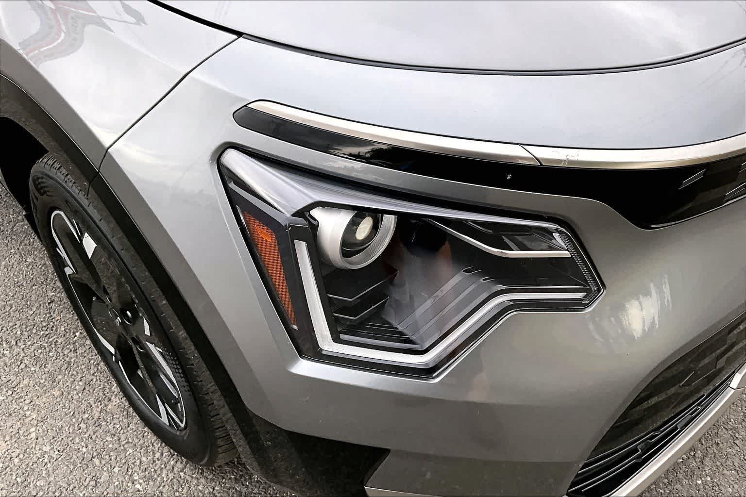 Thumbnail: 2024 Kia Niro - 31