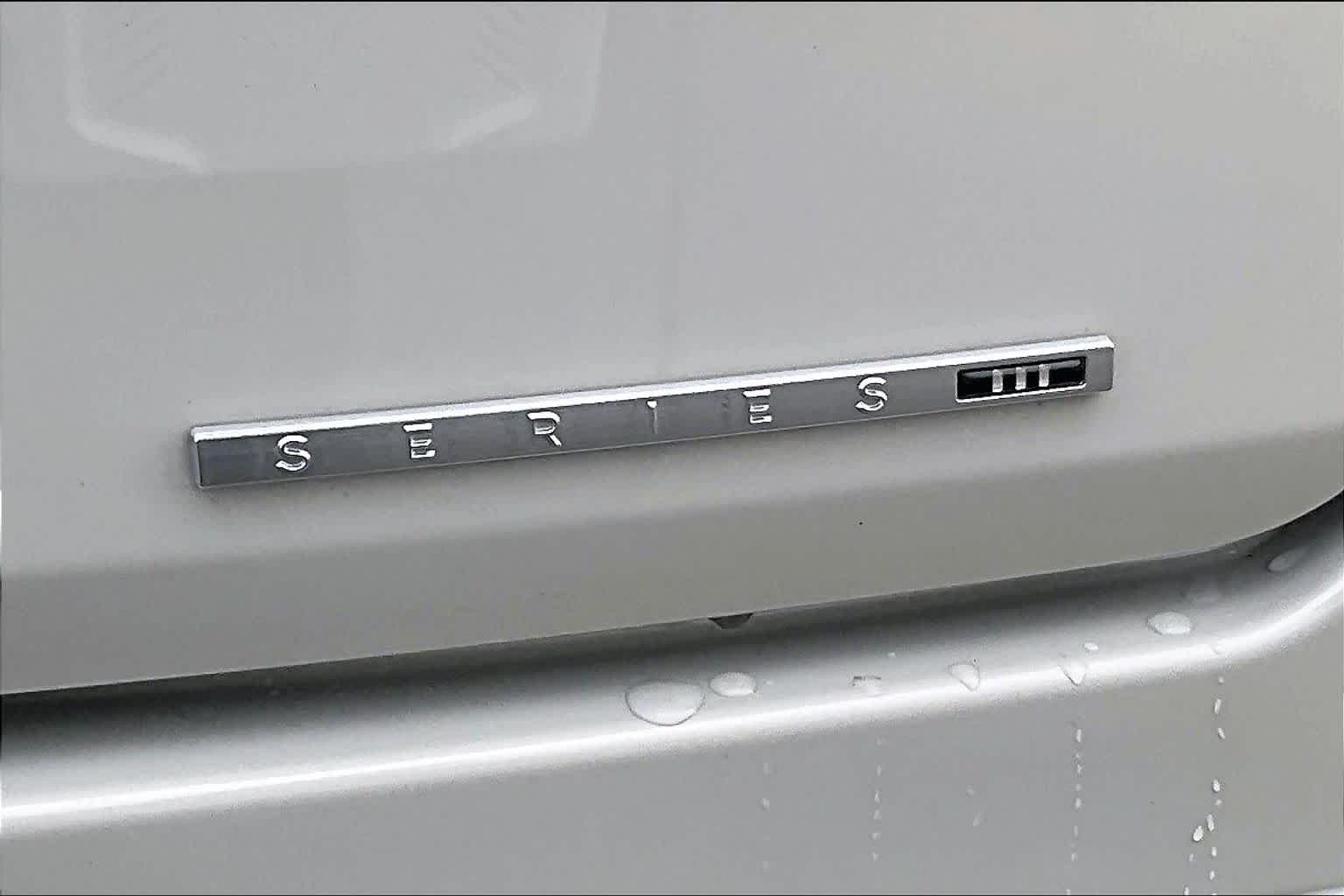 Thumbnail: 2022 Jeep Wagoneer - 7