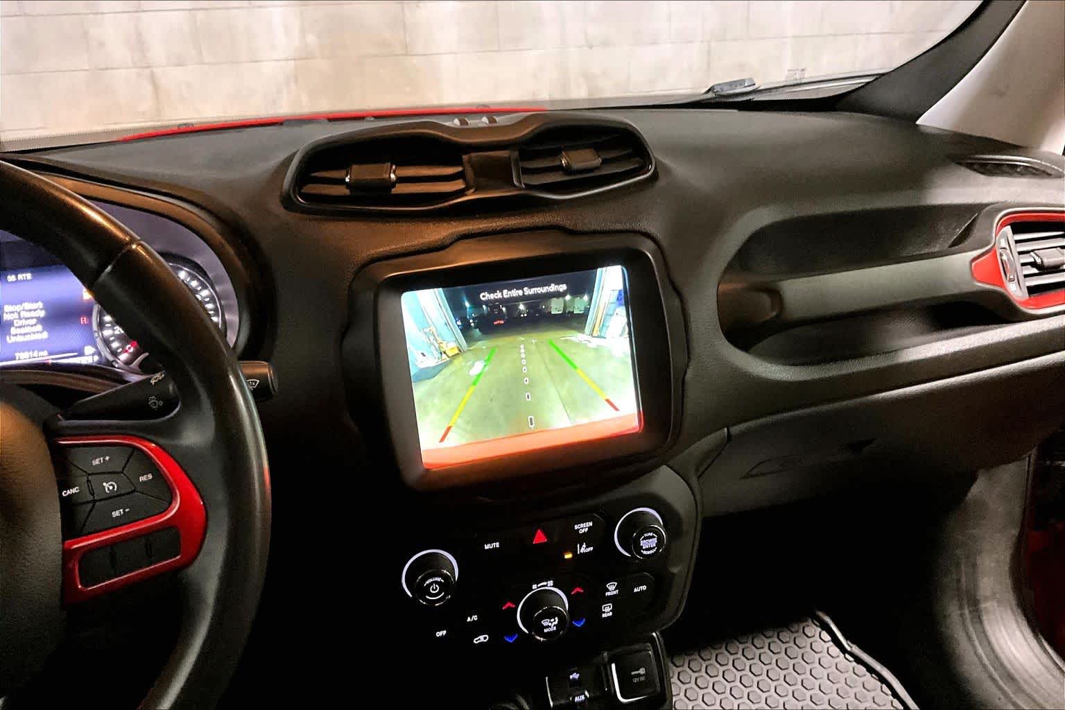 Thumbnail: 2022 Jeep Renegade - 27