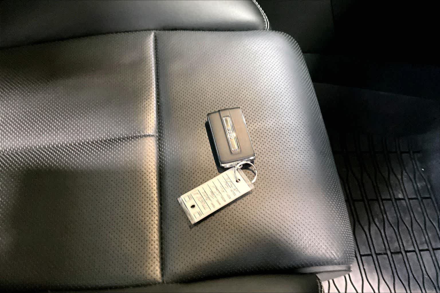 Thumbnail: 2022 Jeep Grand Cherokee - 20