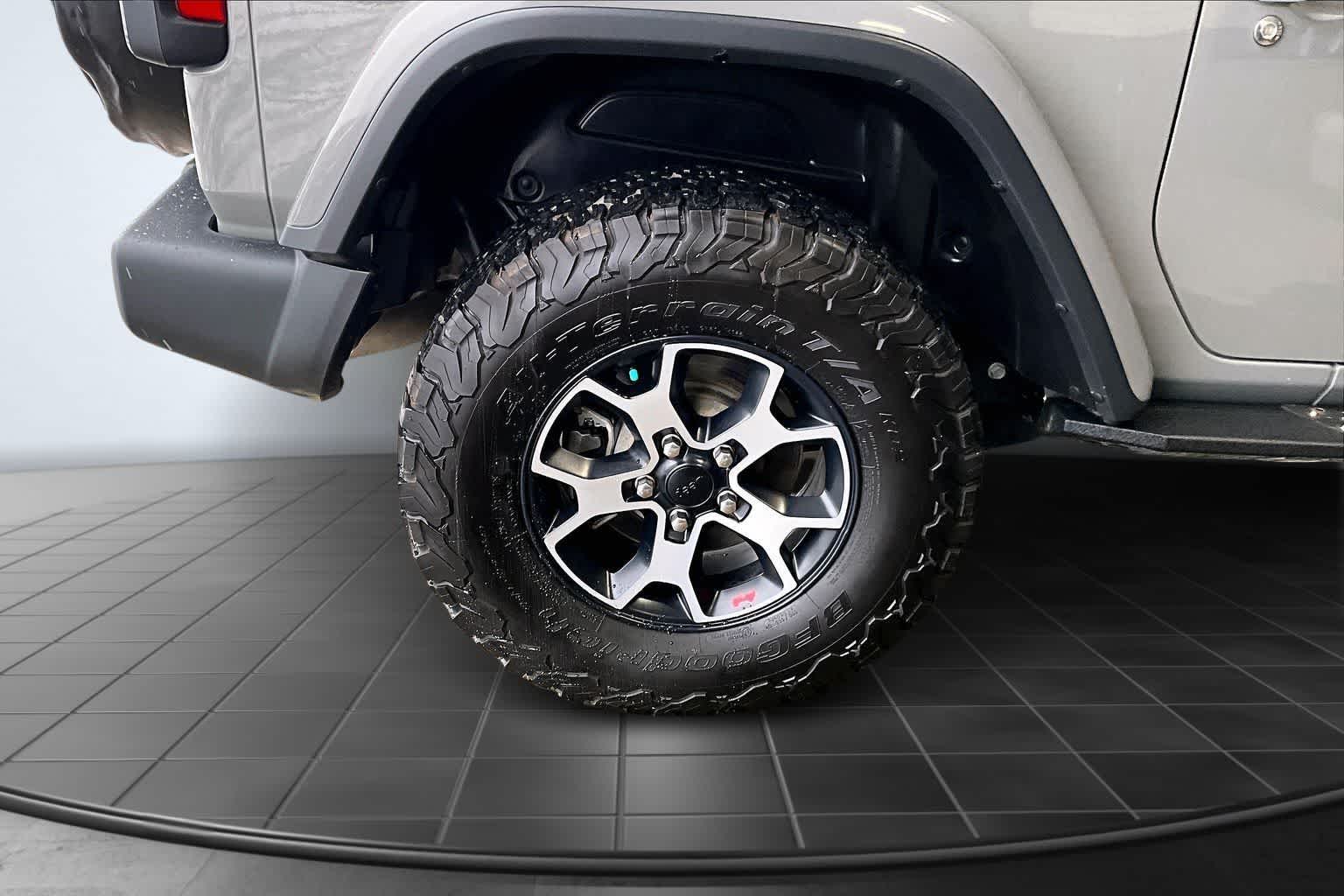 Thumbnail: 2023 Jeep Wrangler - 35