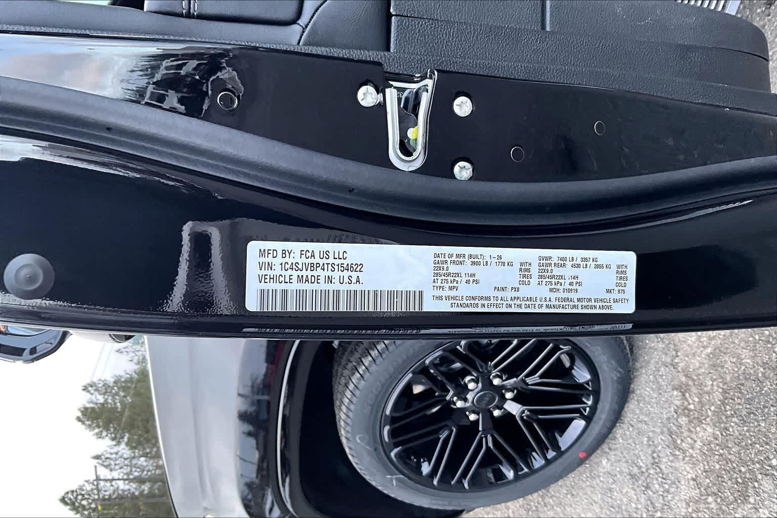 Thumbnail: 2026 Jeep Grand Wagoneer - 21