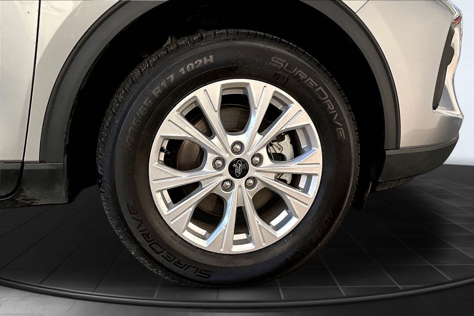 Thumbnail: 2024 Ford Escape - 34