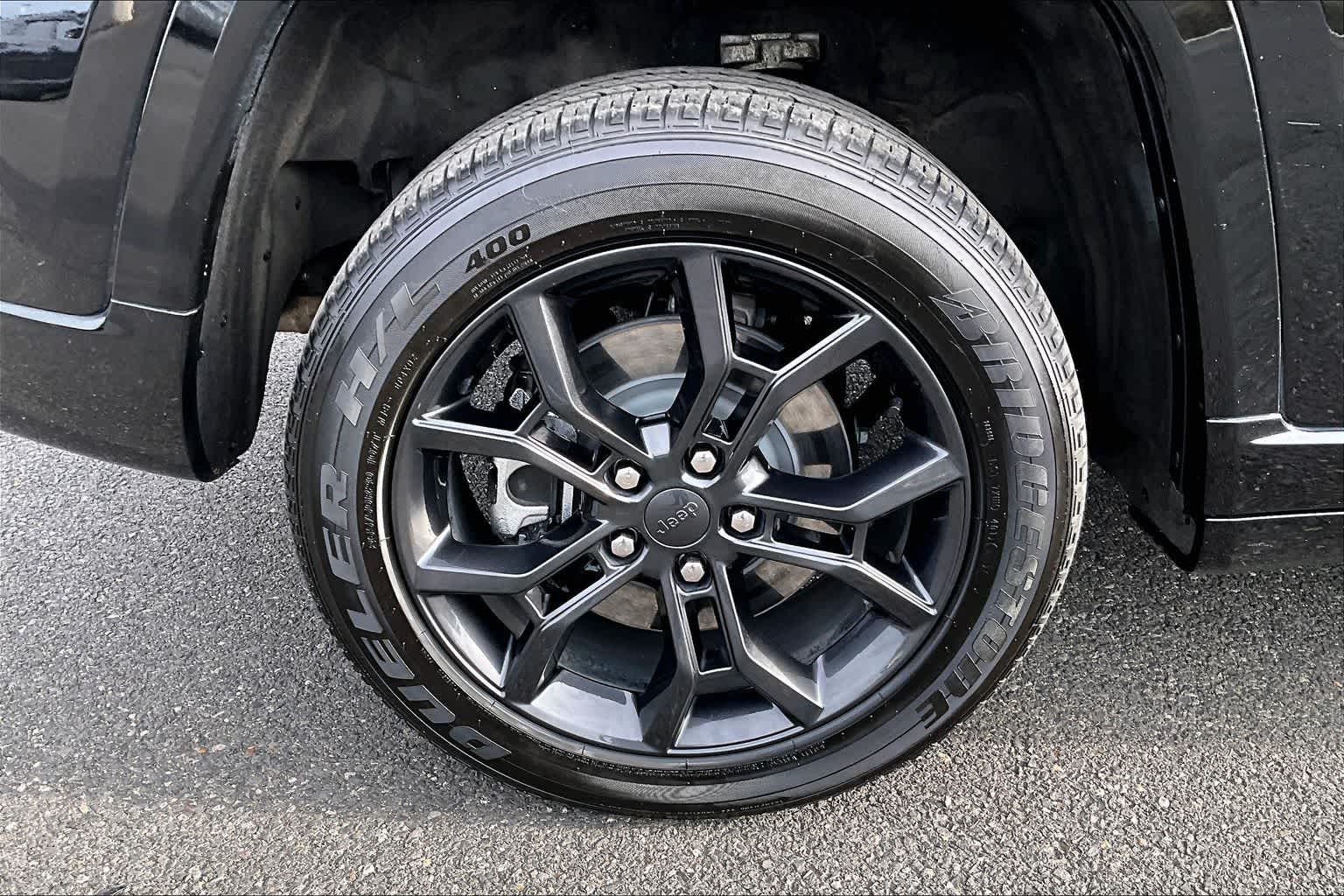 Thumbnail: 2023 Jeep Grand Cherokee - 35