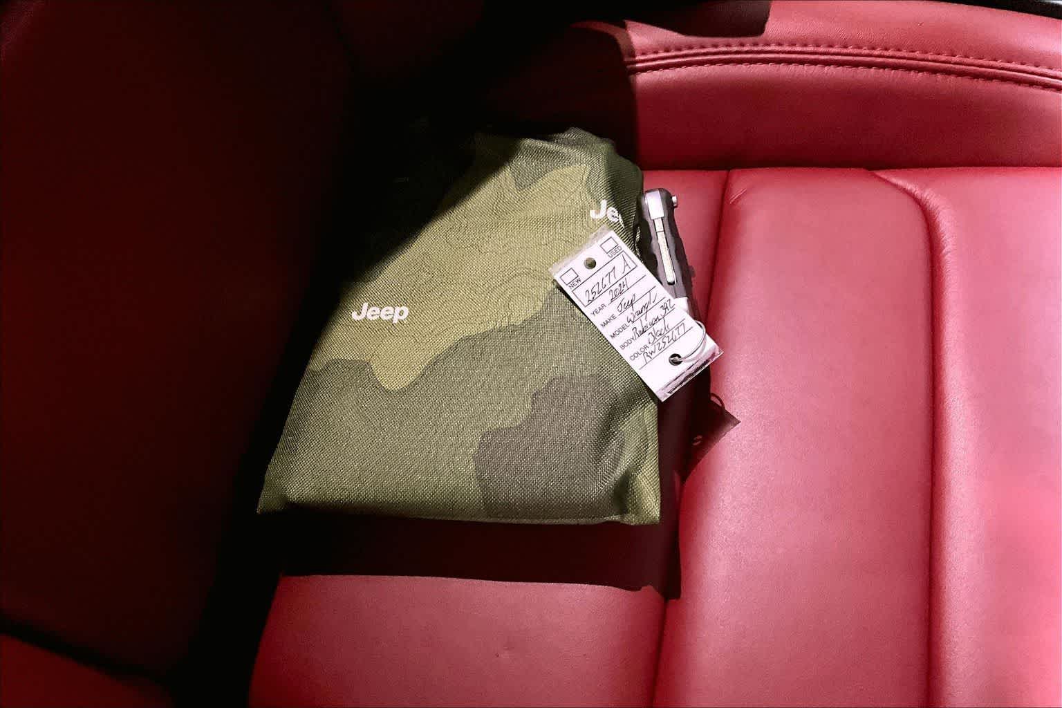 Thumbnail: 2024 Jeep Wrangler - 19