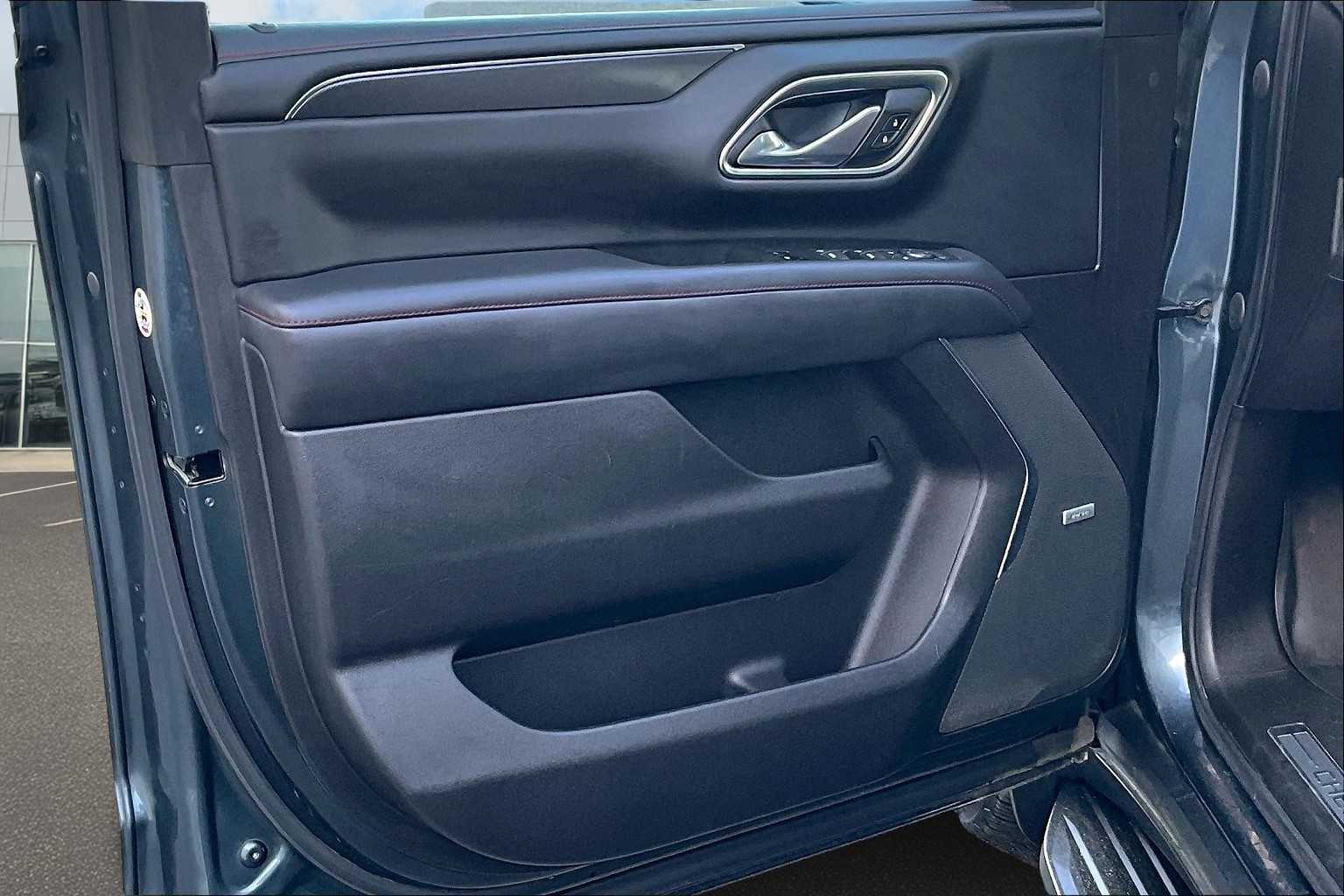 Thumbnail: 2021 Chevrolet Suburban - 28
