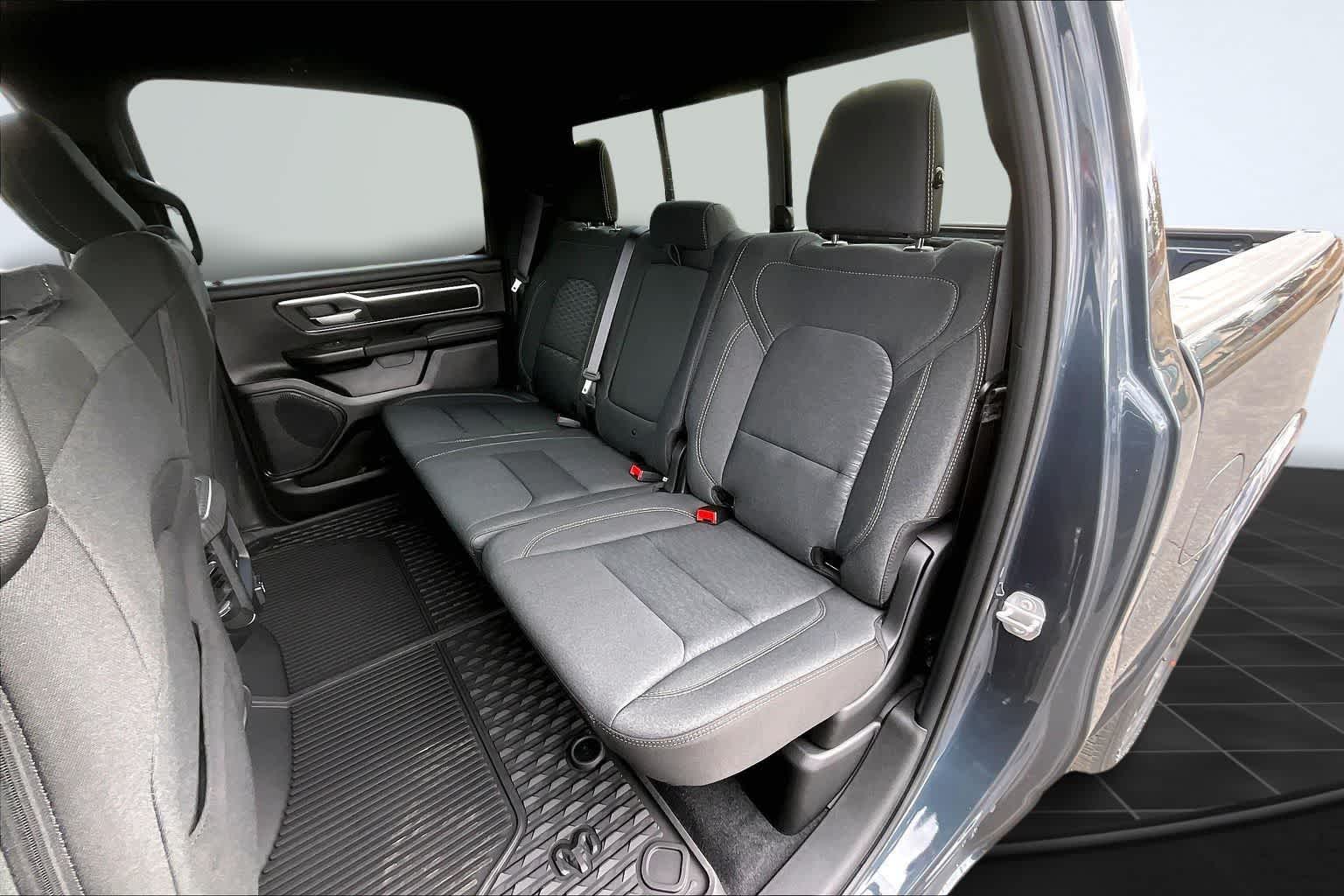 Thumbnail: 2026 RAM 1500 - 13