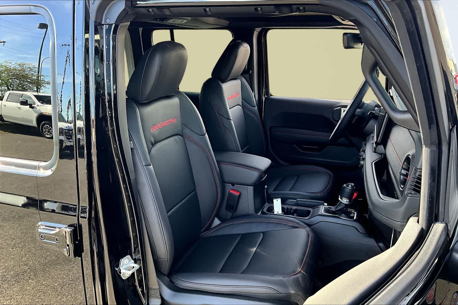 Thumbnail: 2026 Jeep Wrangler - 14