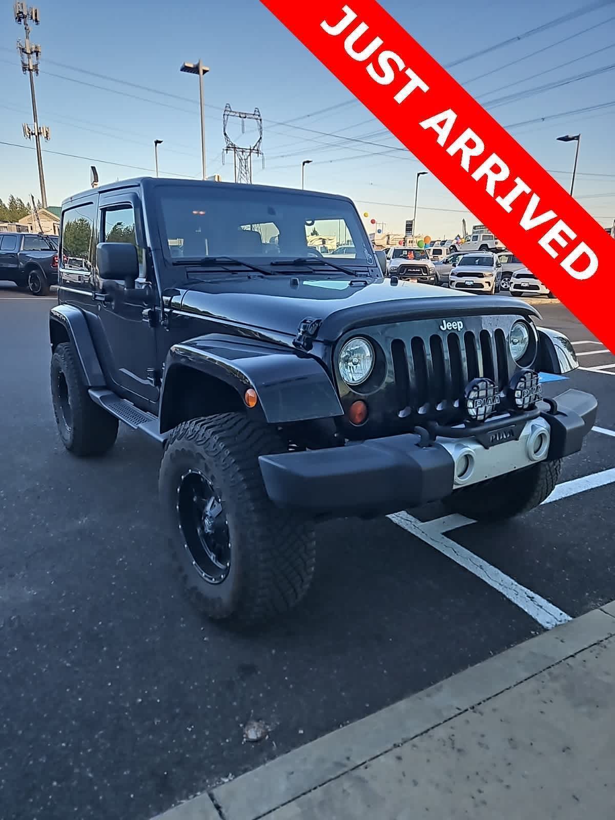 Thumbnail: 2012 Jeep Wrangler - 3