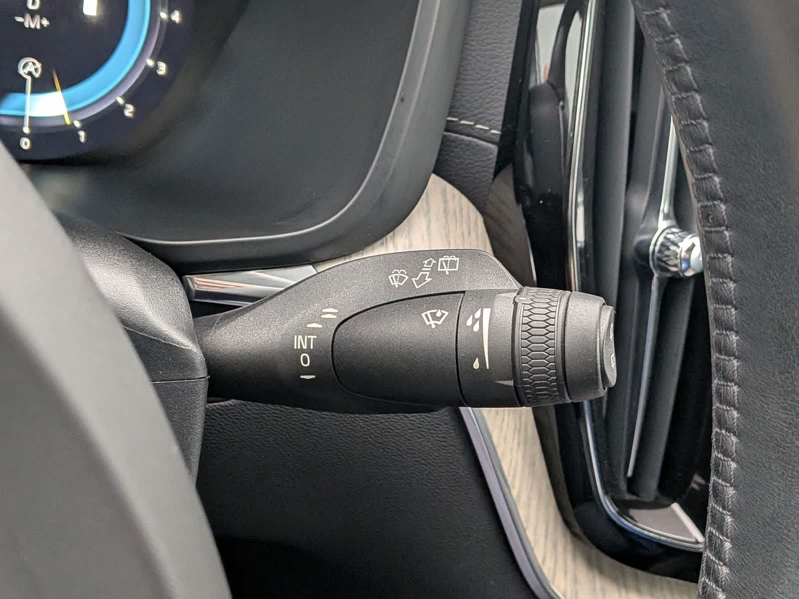 Thumbnail: 2022 Volvo XC60 - 27