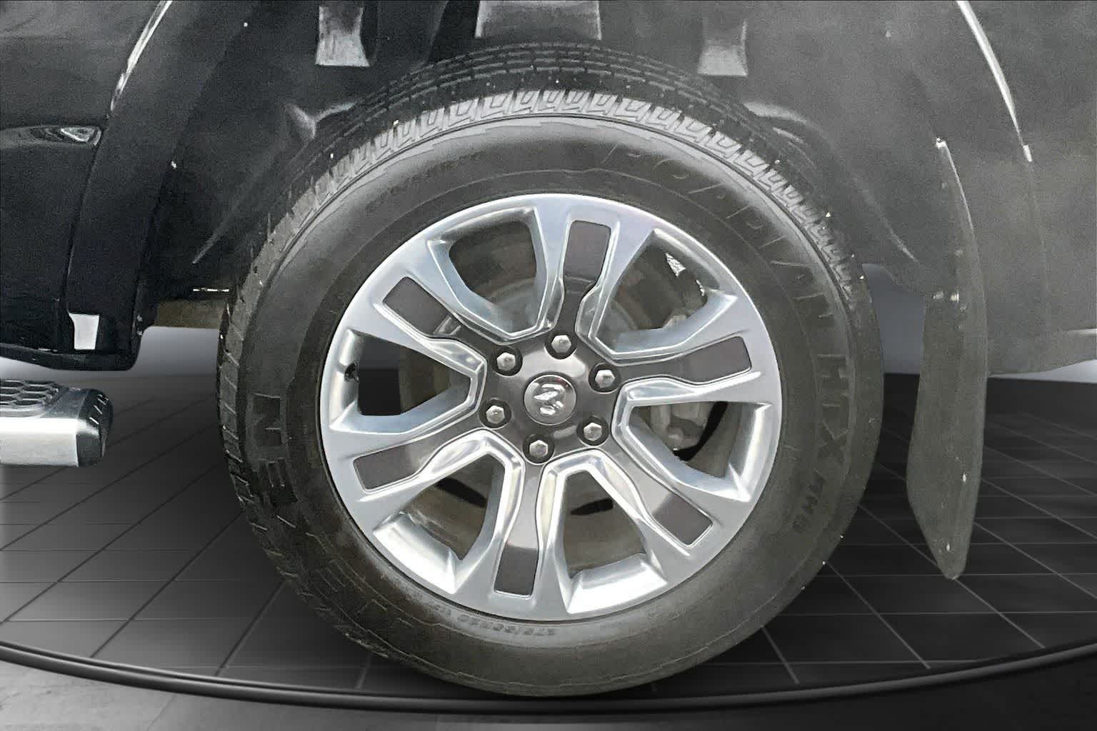 Thumbnail: 2023 RAM 1500 - 36