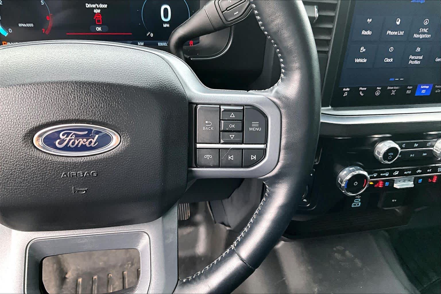 Thumbnail: 2024 Ford Econoline - 26