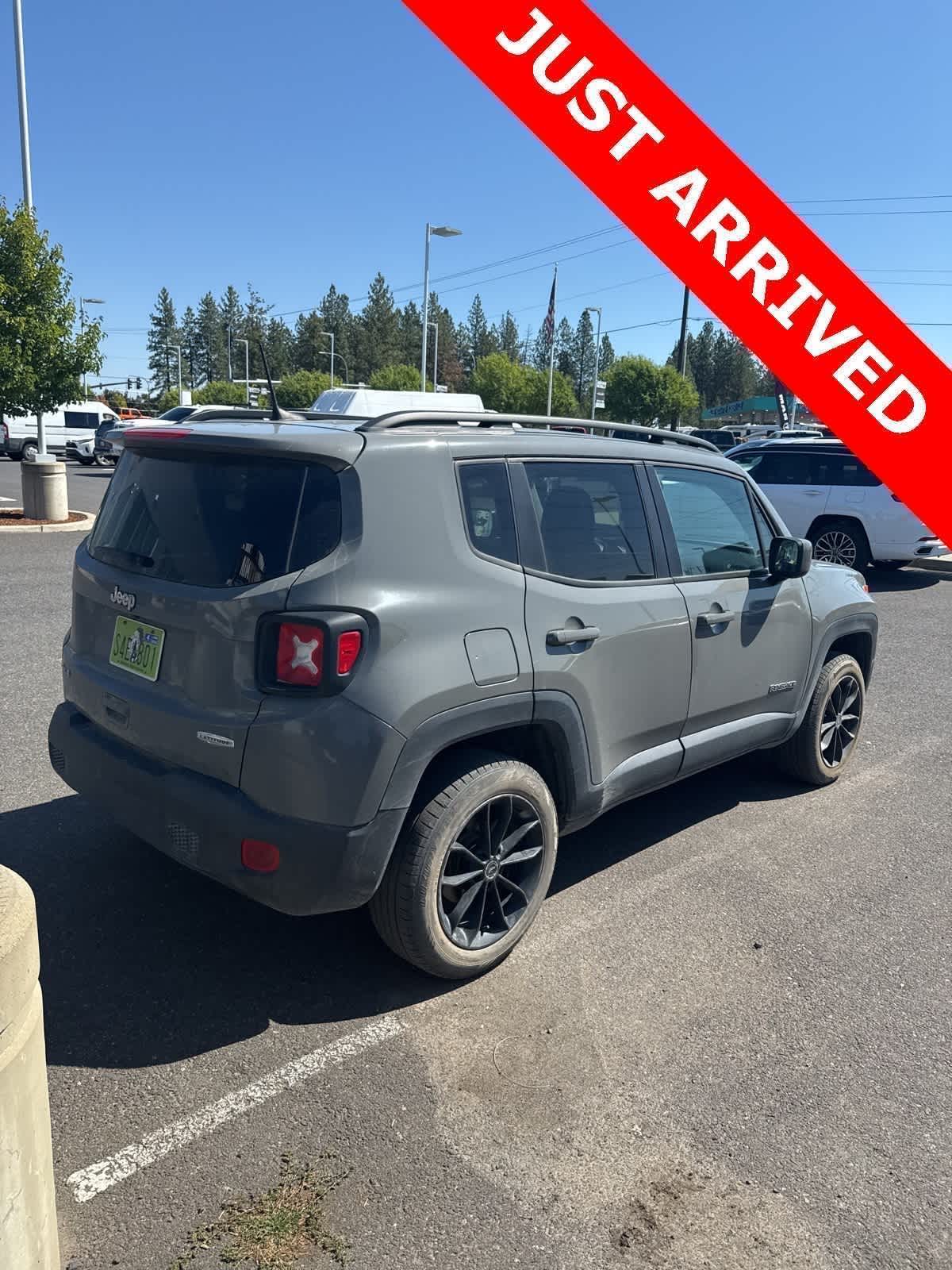 Thumbnail: 2020 Jeep Renegade - 5
