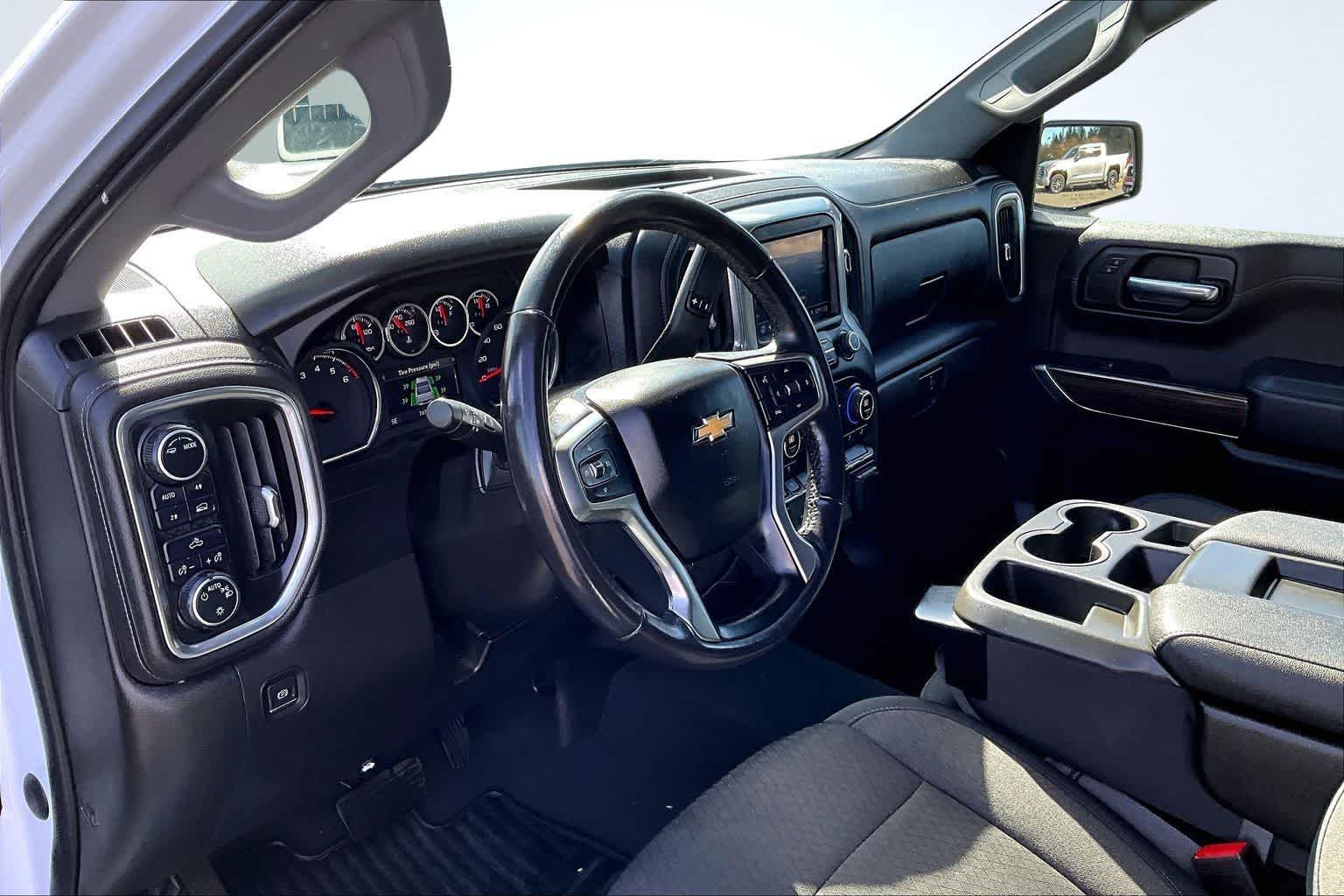 Thumbnail: 2021 Chevrolet Silverado 1500 - 2