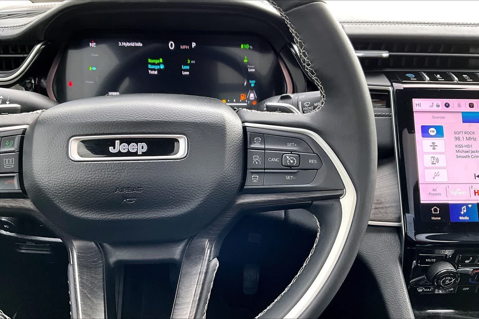 Thumbnail: 2022 Jeep Grand Cherokee - 25