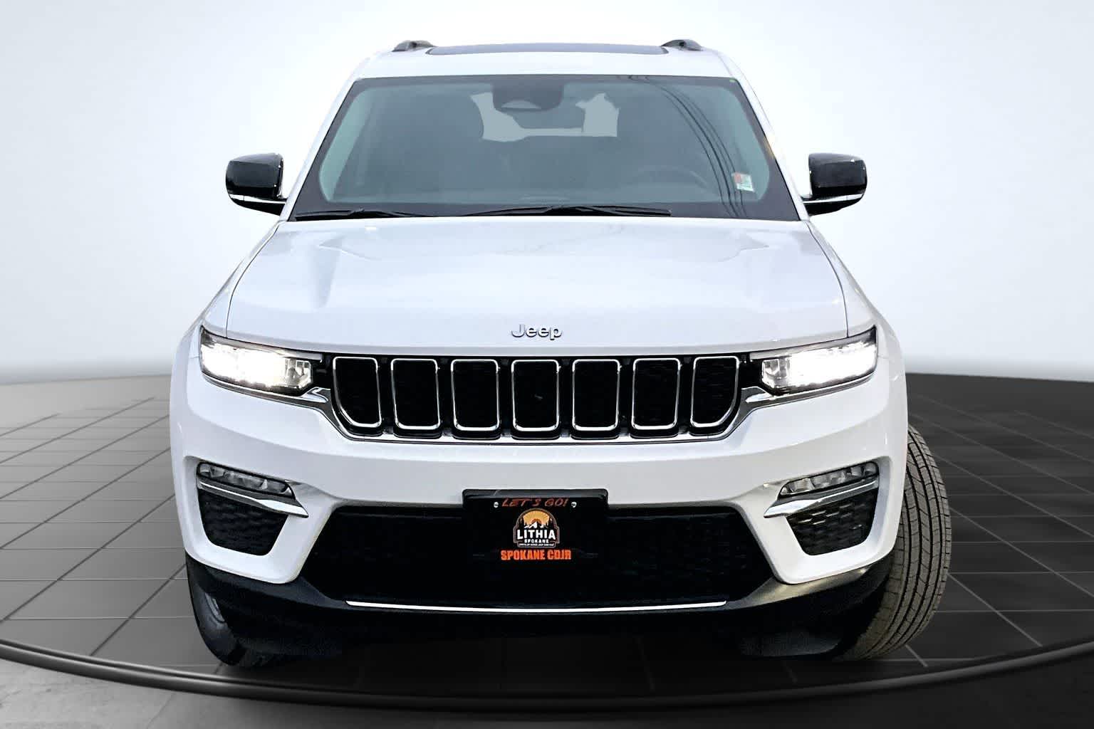 Thumbnail: 2022 Jeep Grand Cherokee - 6