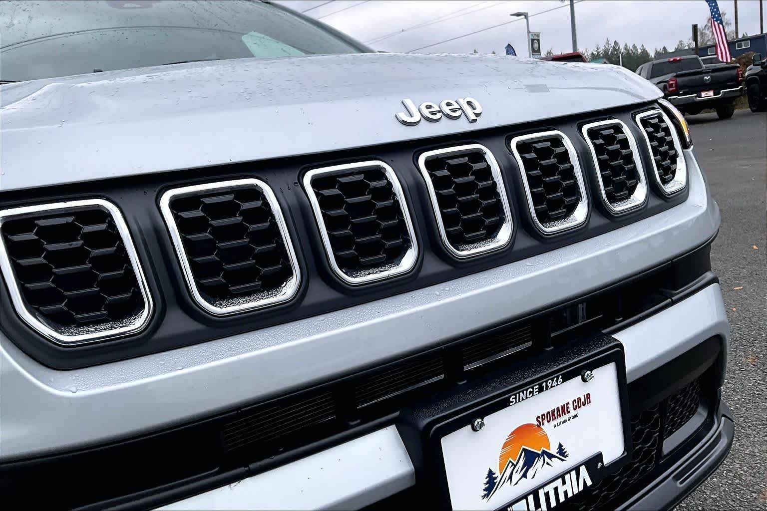 Thumbnail: 2024 Jeep Compass - 33