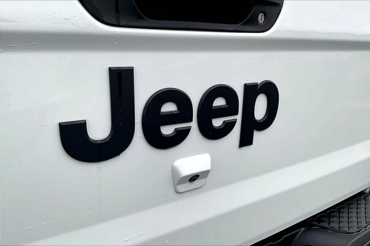Thumbnail: 2025 Jeep Gladiator - 7