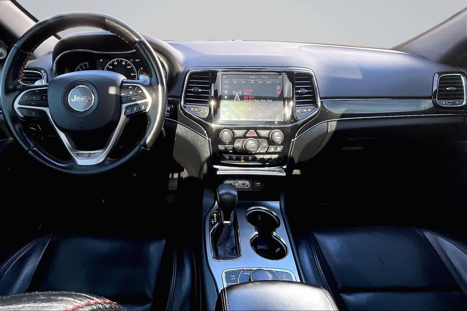 Thumbnail: 2020 Jeep Grand Cherokee - 9