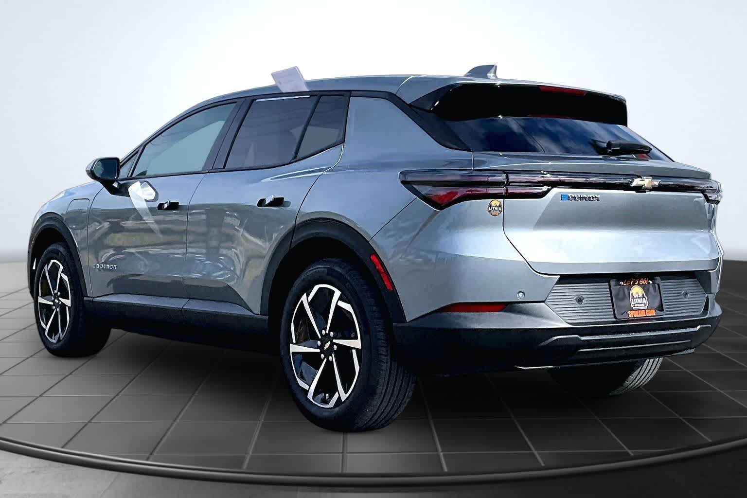 Thumbnail: 2025 Chevrolet Equinox - 4