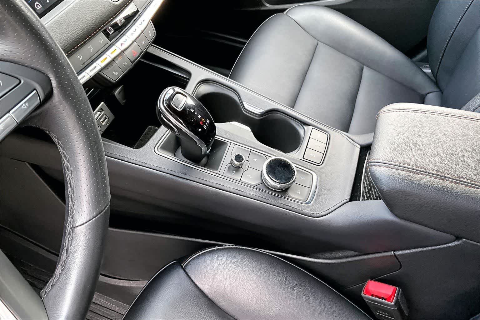 2023 Cadillac XT4 Sport - Photo 17