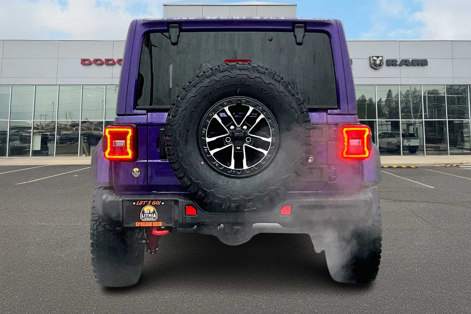 Thumbnail: 2026 Jeep Wrangler - 5