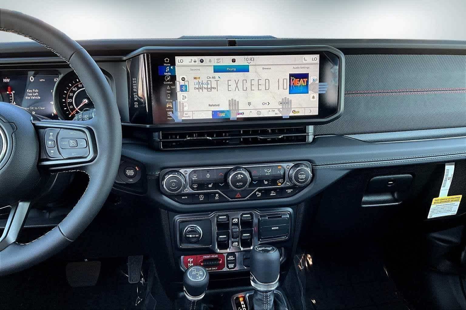 Thumbnail: 2025 Jeep Wrangler - 16