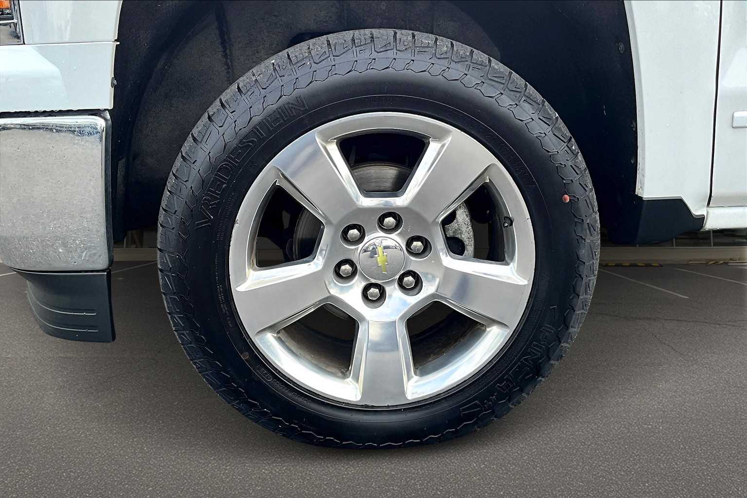 Thumbnail: 2015 Chevrolet Silverado 1500 - 8