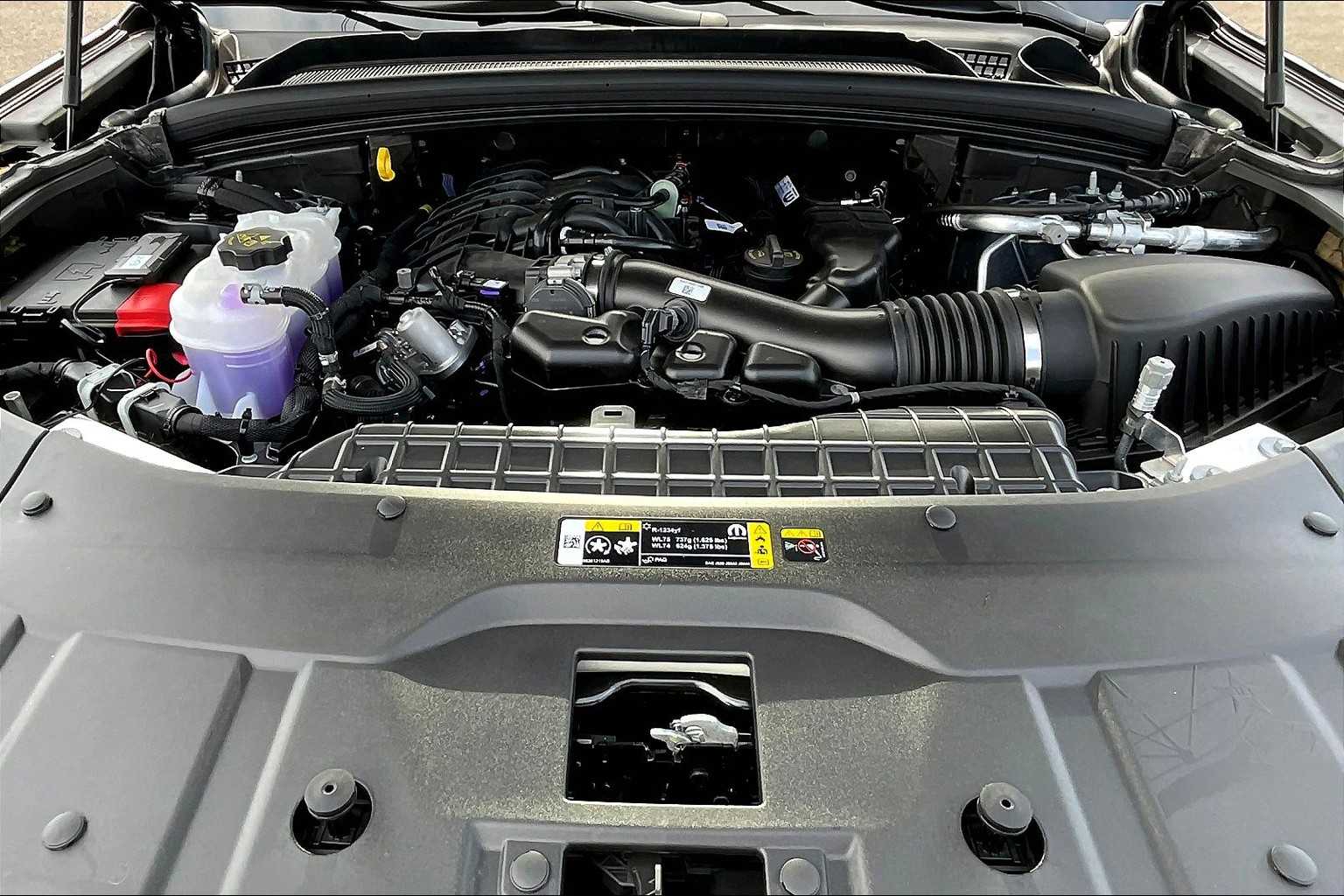 Thumbnail: 2025 Jeep Grand Cherokee L - 9