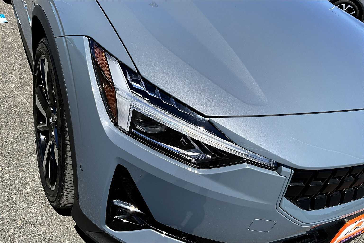 2022 Polestar 2  27
