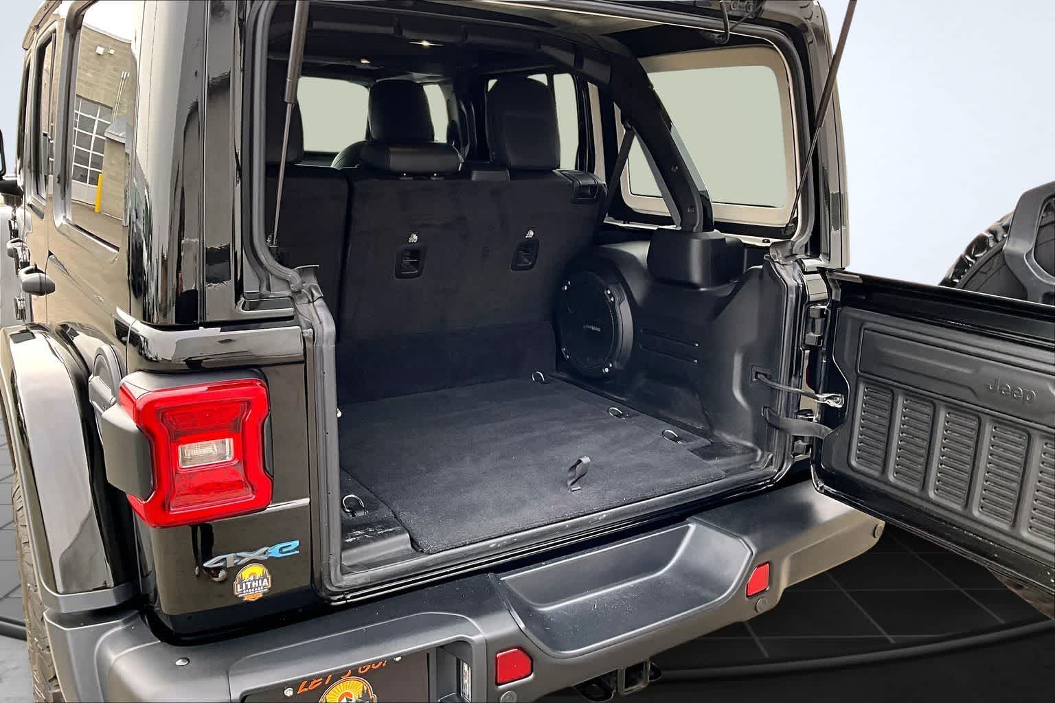 Thumbnail: 2024 Jeep Wrangler - 19