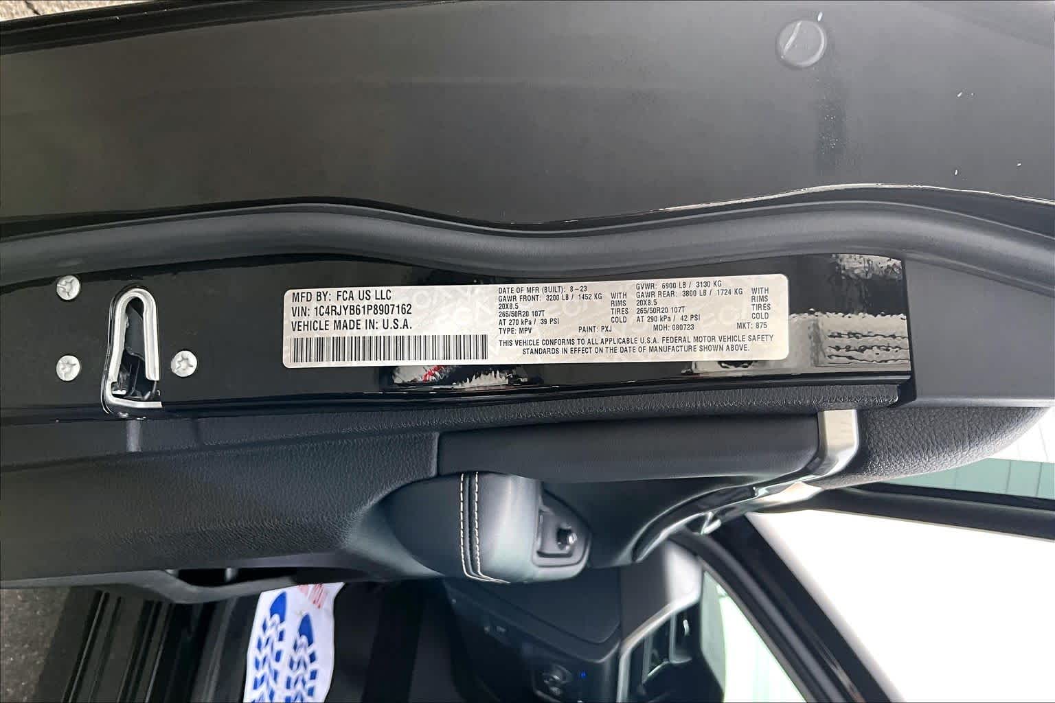 Thumbnail: 2023 Jeep Grand Cherokee - 21