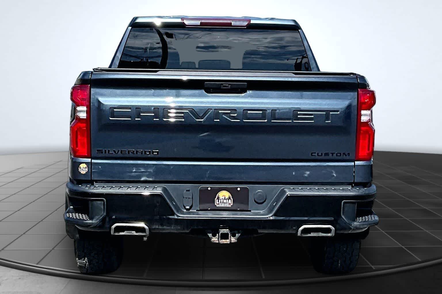 Thumbnail: 2021 Chevrolet Silverado 1500 - 4