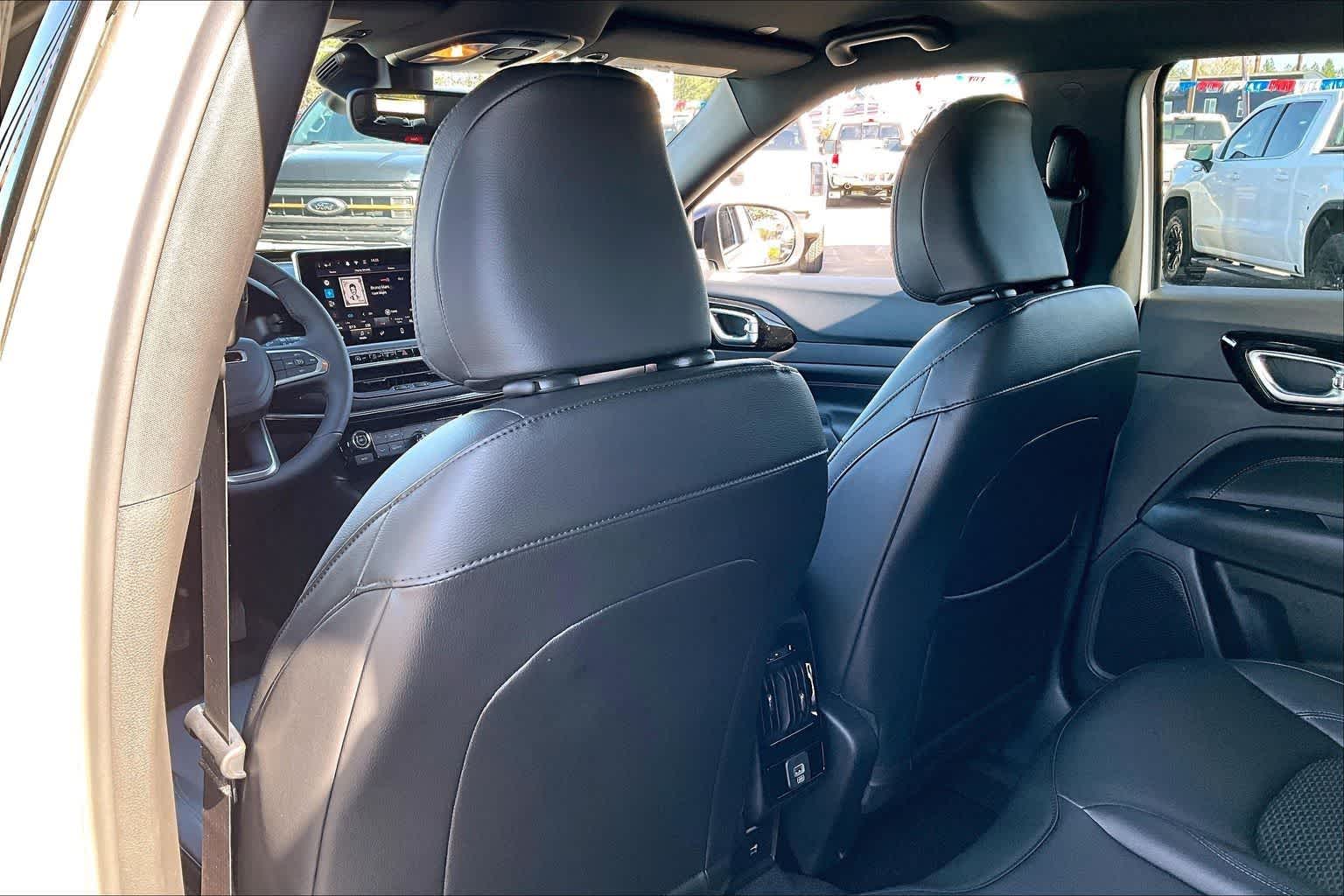 Thumbnail: 2026 Jeep Compass - 12