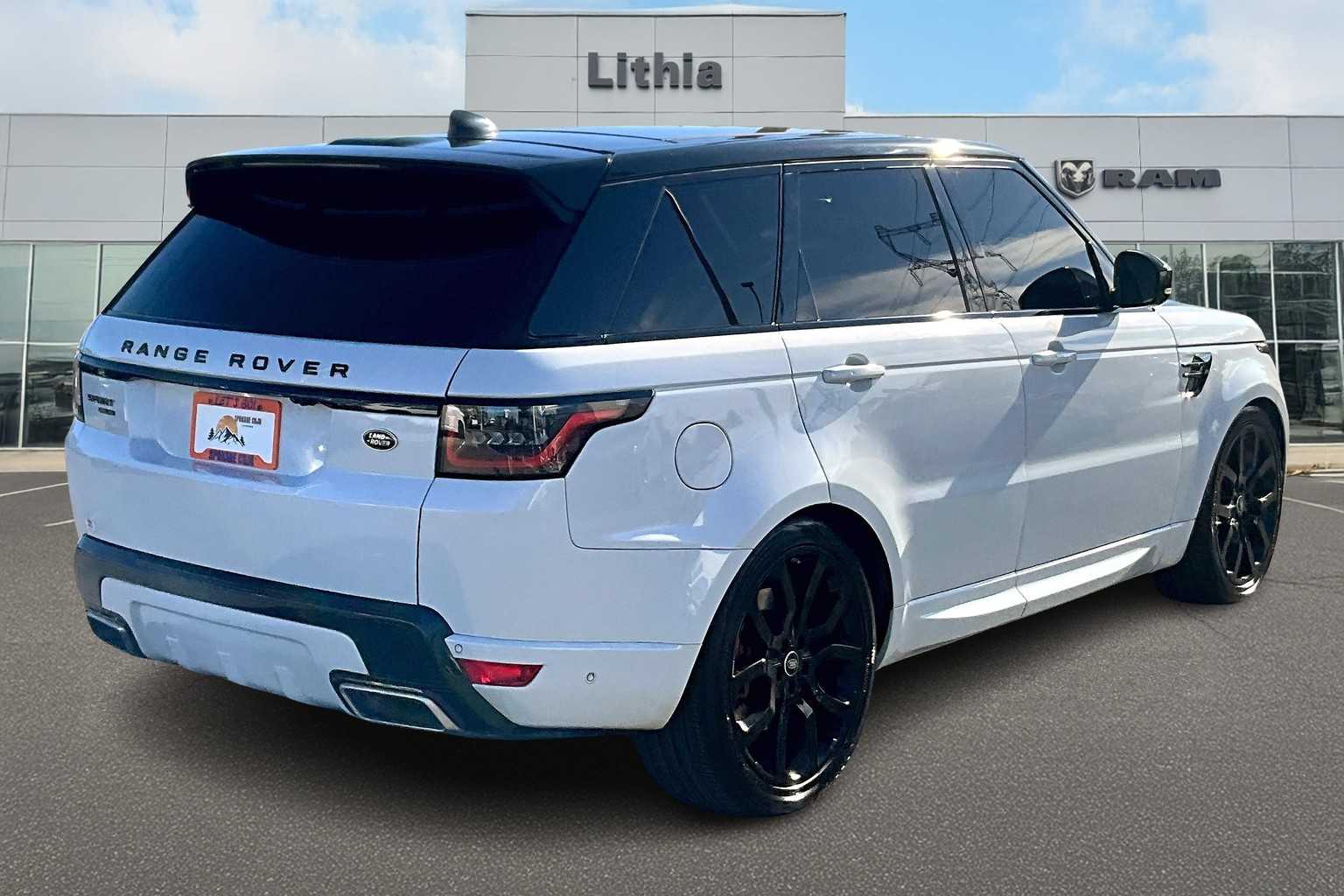 Thumbnail: 2020 Land Rover Range Rover Sport - 23