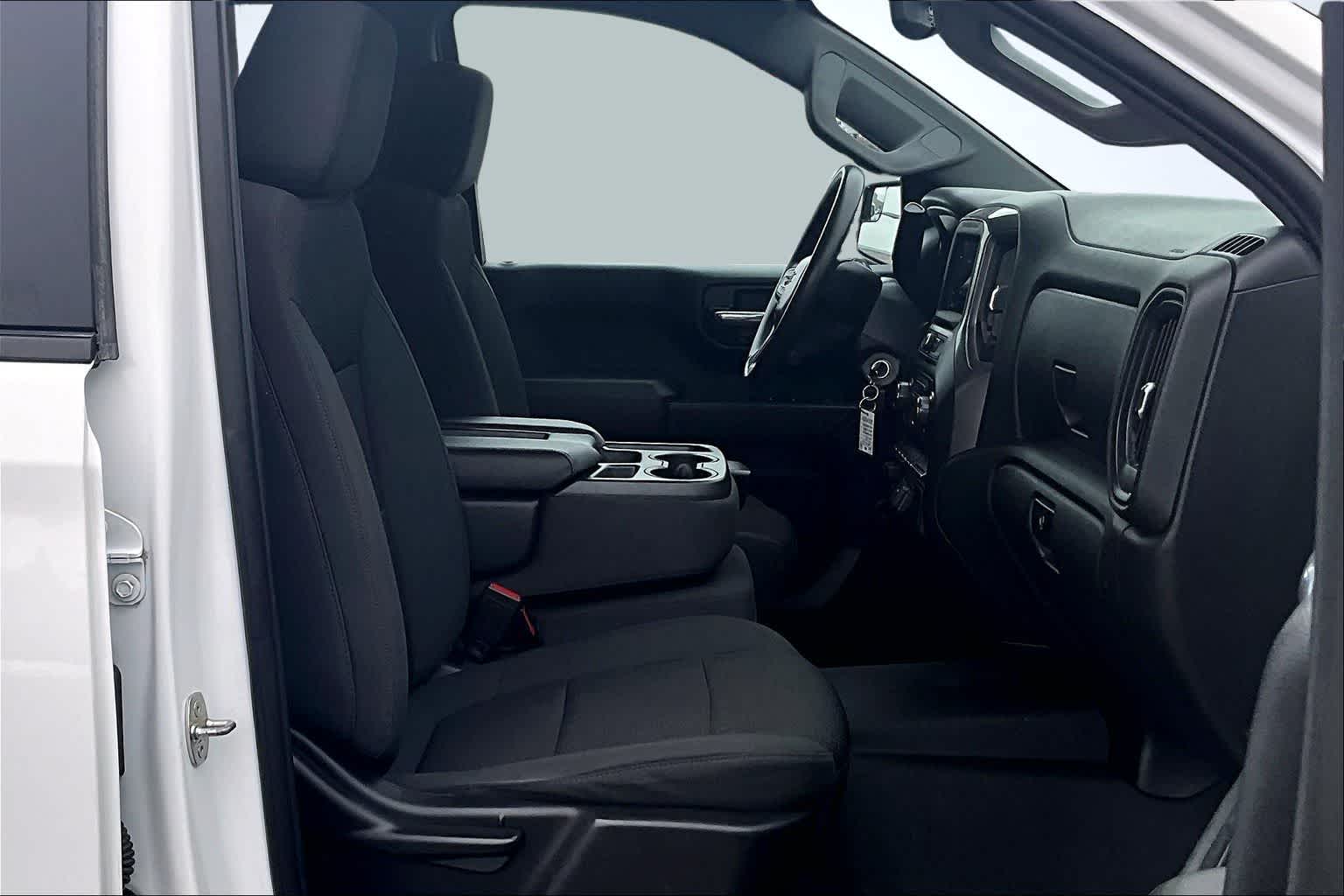 Thumbnail: 2021 Chevrolet Silverado 1500 - 14