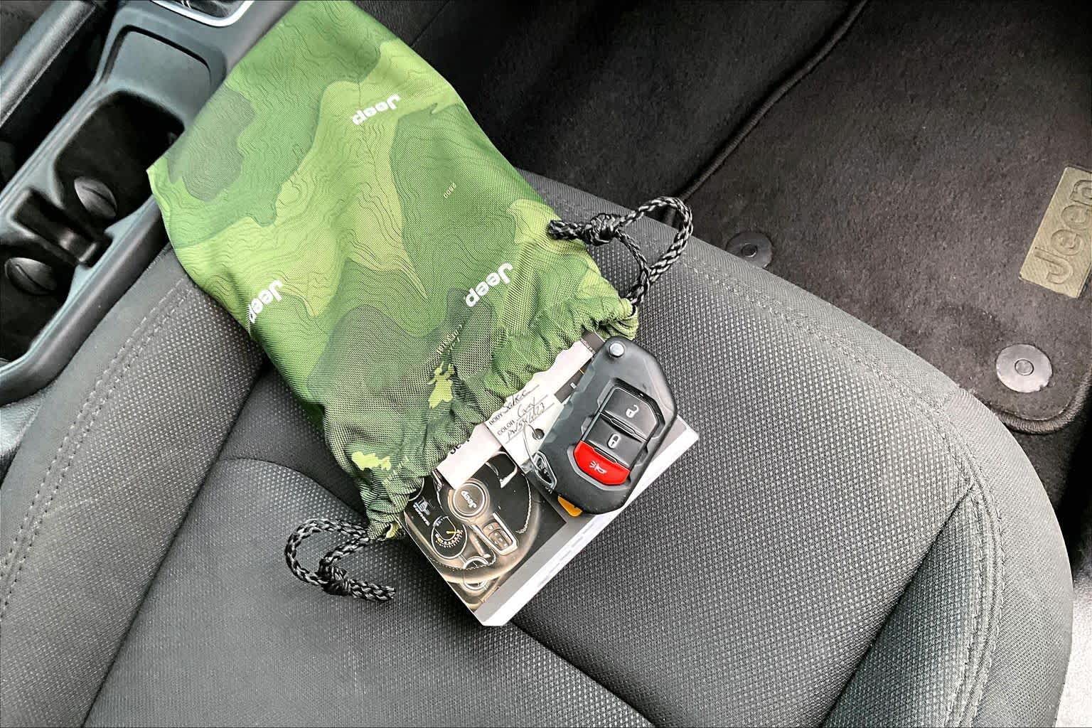 Thumbnail: 2023 Jeep Wrangler - 20