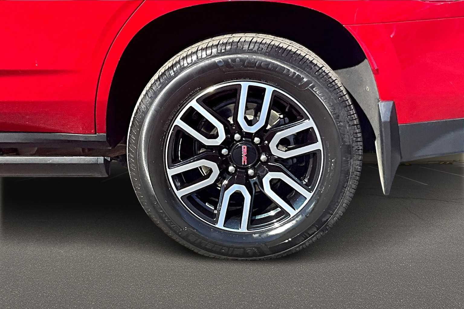 Thumbnail: 2022 GMC Yukon - 36