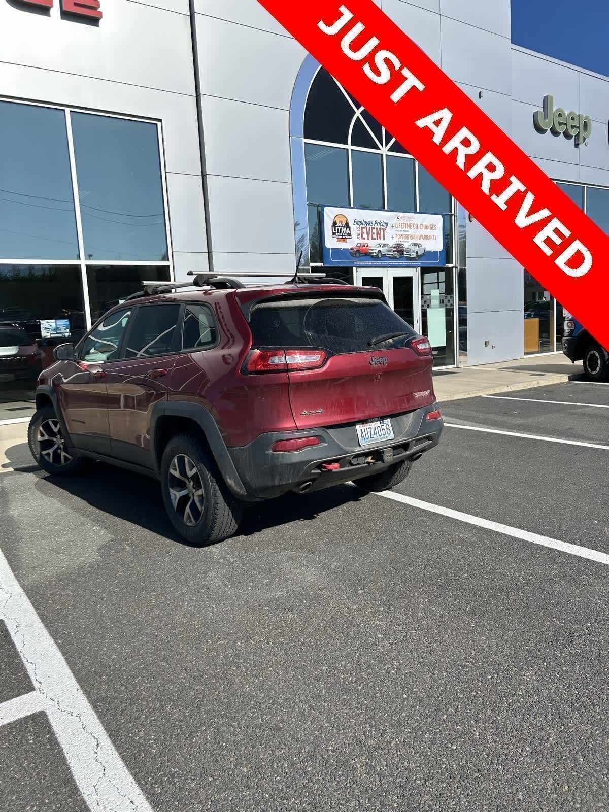 Thumbnail: 2015 Jeep Cherokee - 3