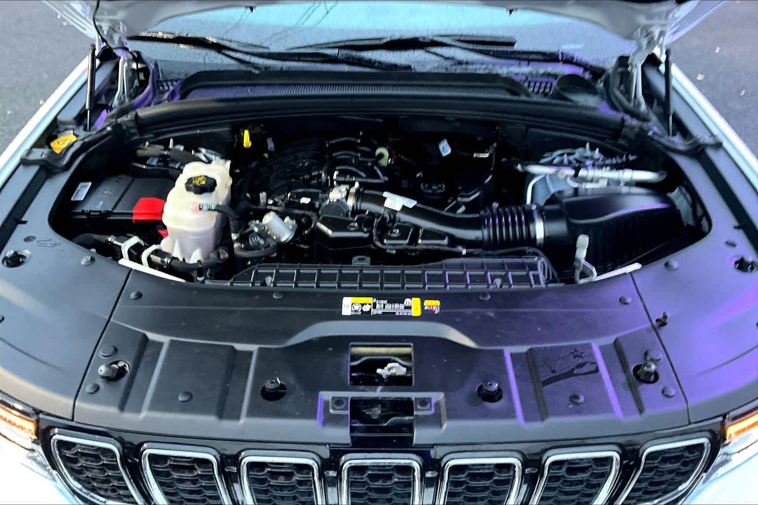 Thumbnail: 2024 Jeep Grand Cherokee - 9