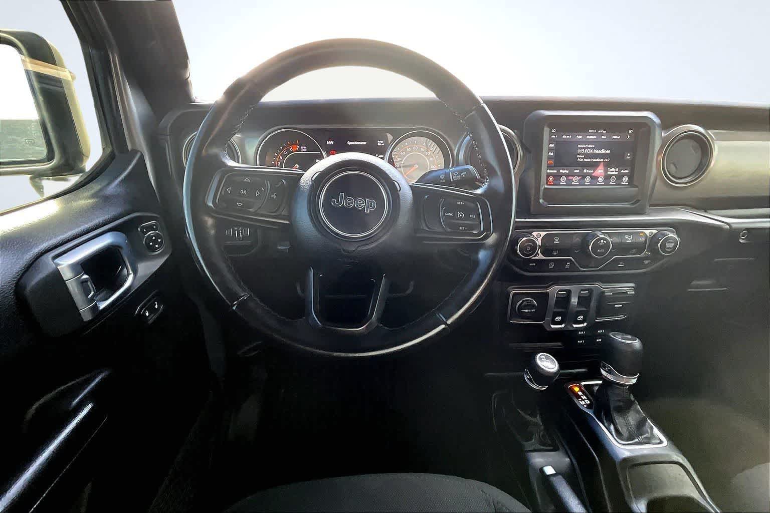 Thumbnail: 2021 Jeep Wrangler - 15