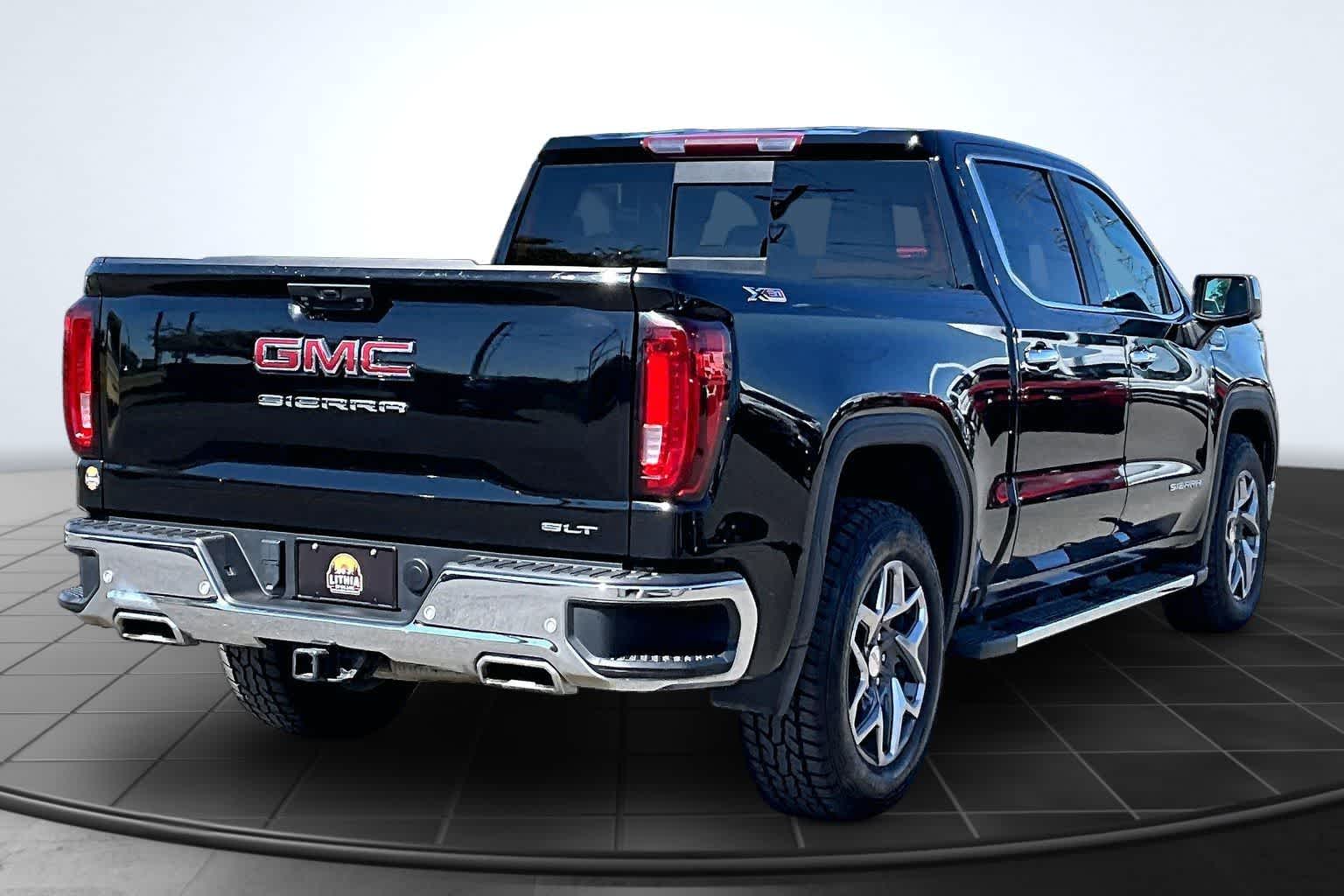 Thumbnail: 2023 GMC Sierra 1500 - 22