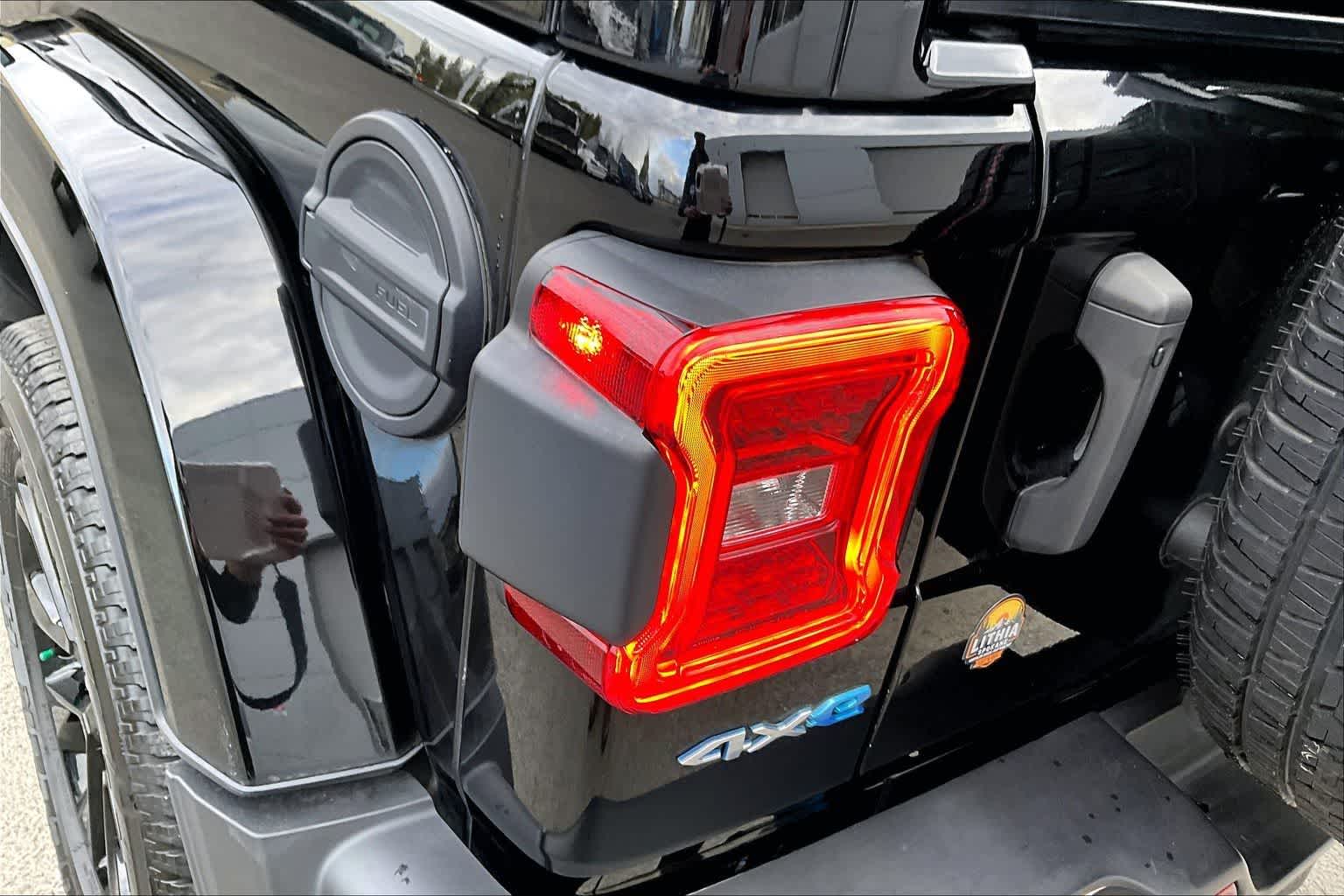 Thumbnail: 2023 Jeep Wrangler - 31