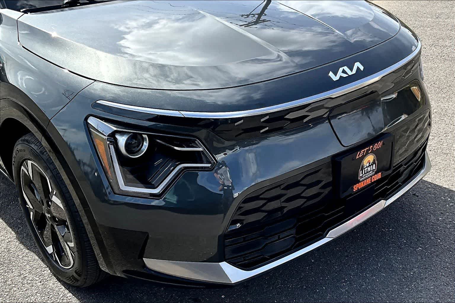 Thumbnail: 2024 Kia Niro - 33