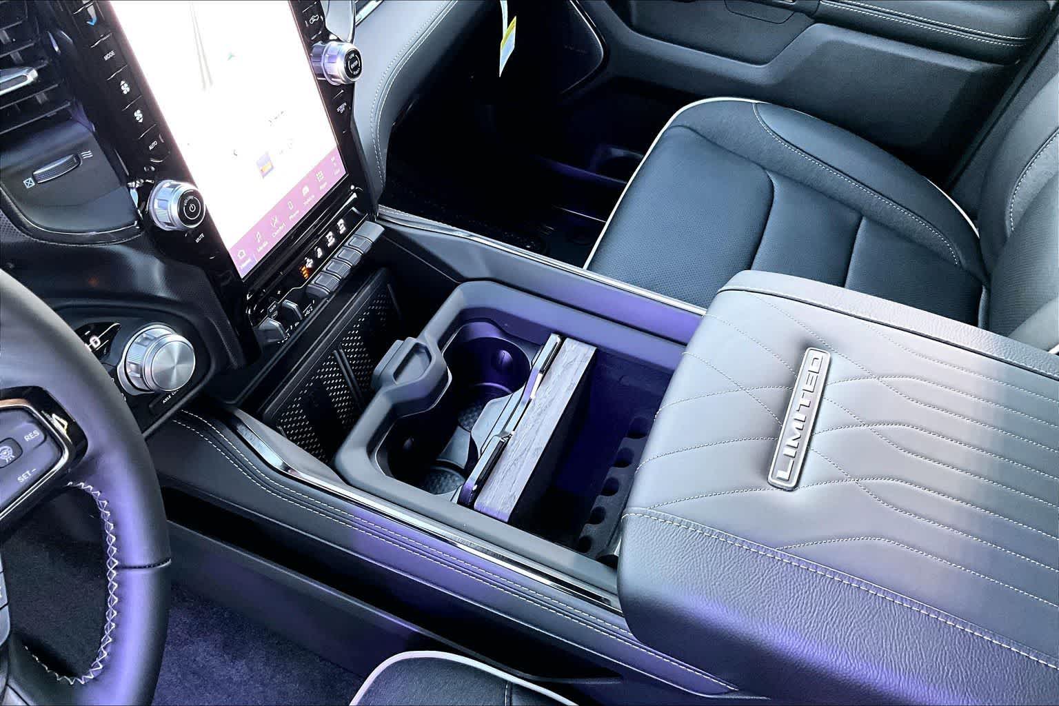 Thumbnail: 2026 RAM 1500 - 17