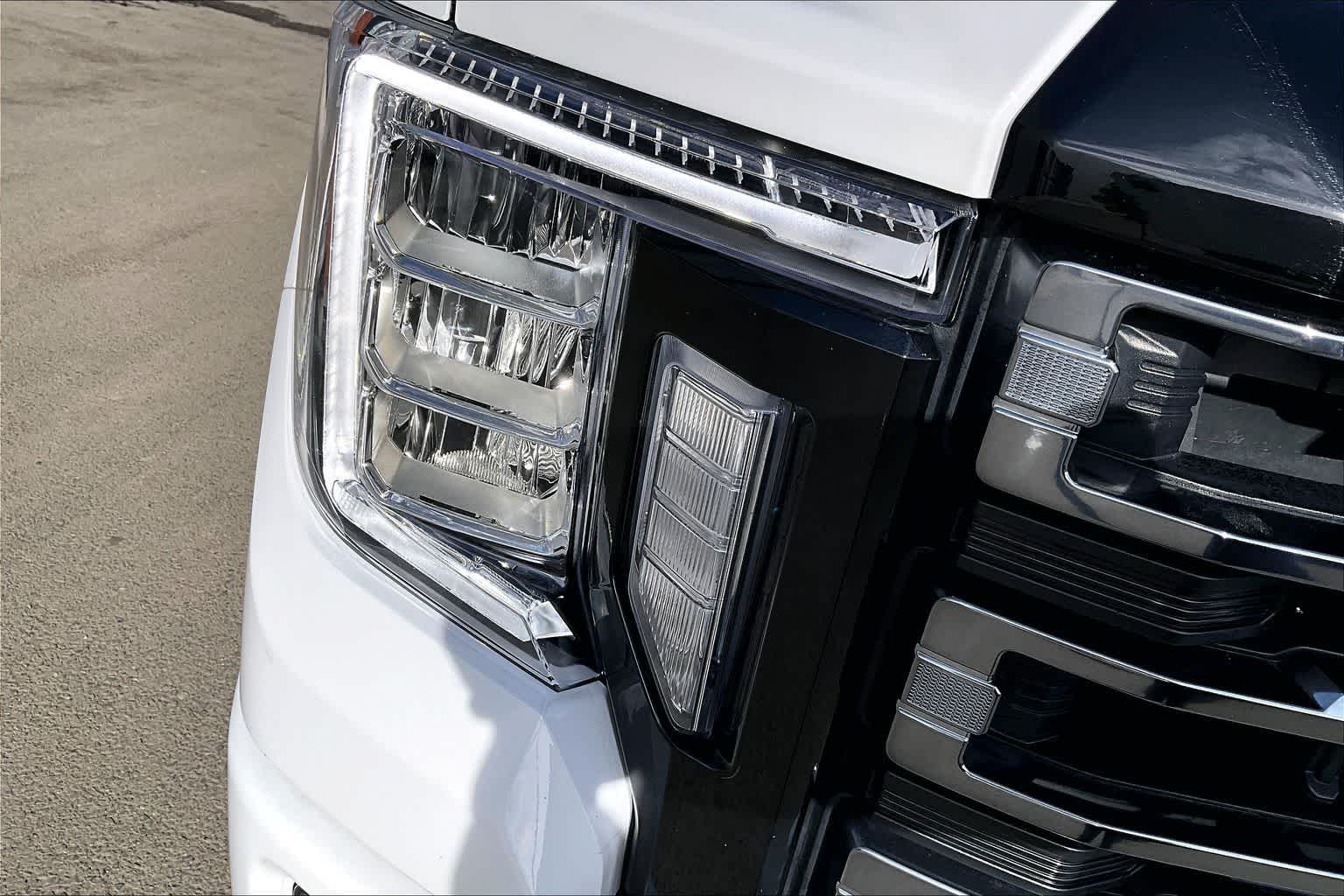 Thumbnail: 2022 GMC Sierra 2500 - 31