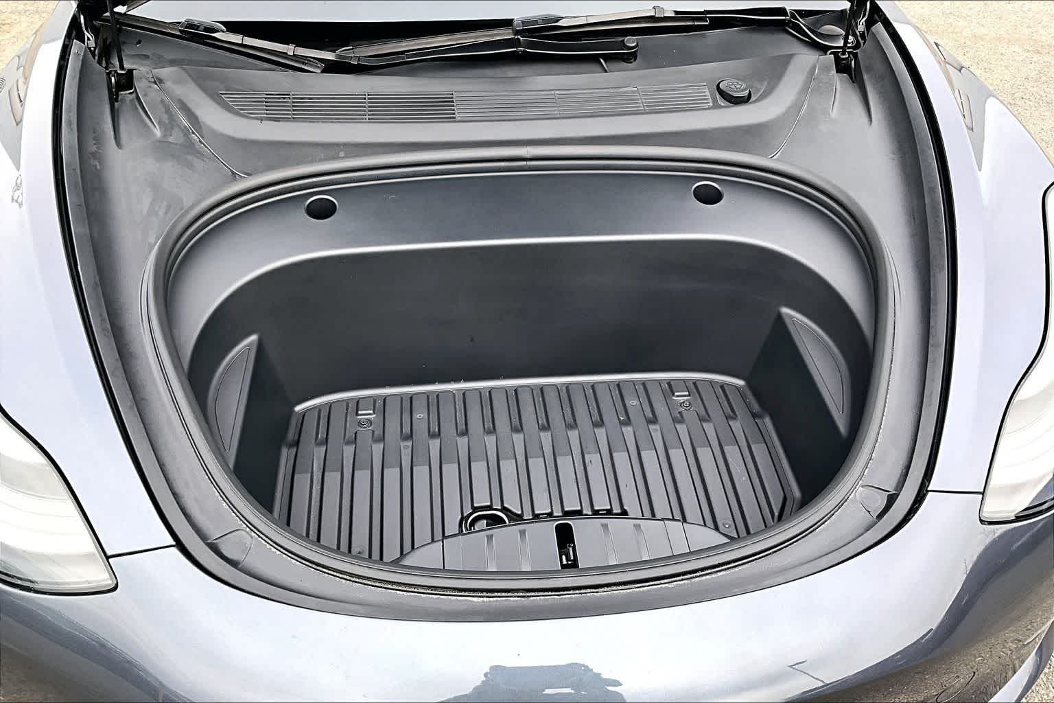 Thumbnail: 2023 Tesla Model 3 - 9